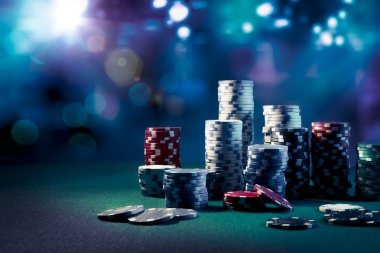 Live Sic Bo table interface on kuta4d showing dealer, dice, and betting layout